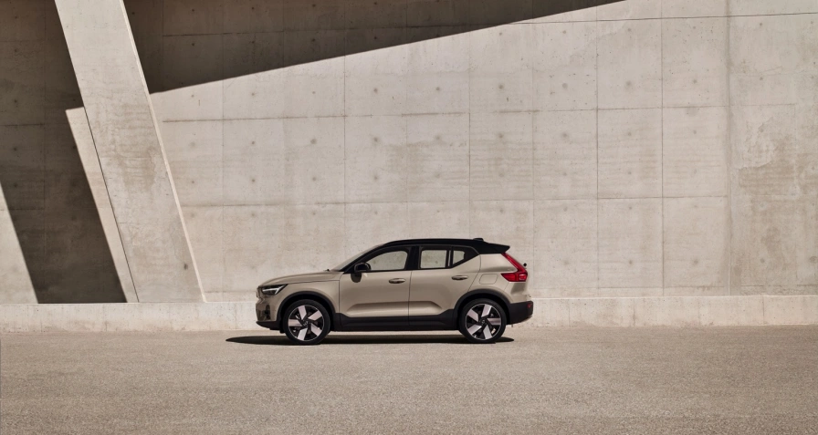 Volvo EX40 Twin Motor Performance (MY25)