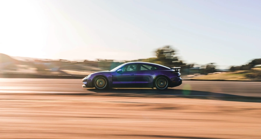 Porsche Taycan Turbo GT Weissach