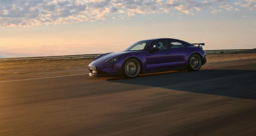 Porsche Taycan Turbo GT Weissach