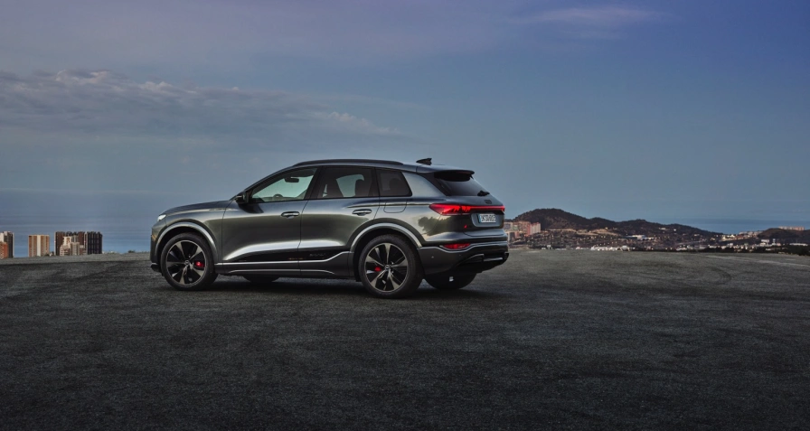 Audi SQ6 e-tron