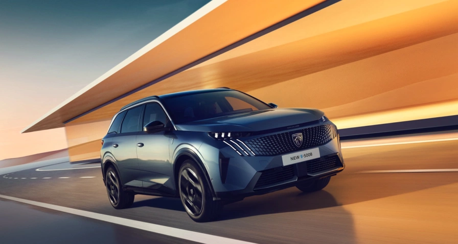 Peugeot e-5008 73 kWh