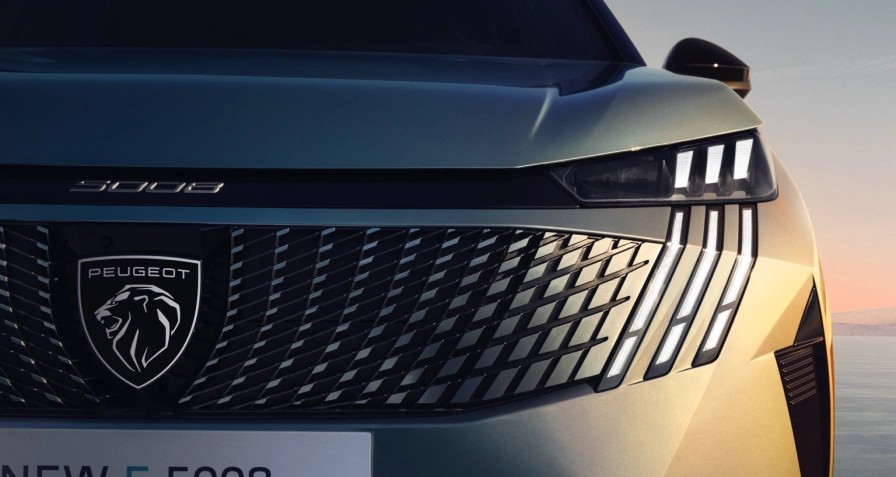 Peugeot e-5008 73 kWh Dual Motor