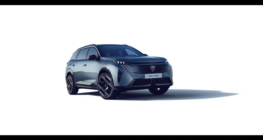 Peugeot e-5008 73 kWh Dual Motor