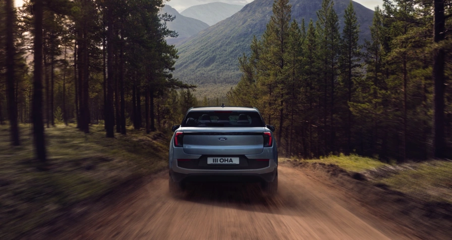 Ford Explorer Extended Range AWD