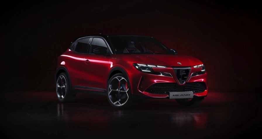 Alfa Romeo Junior Elettrica 54 kWh