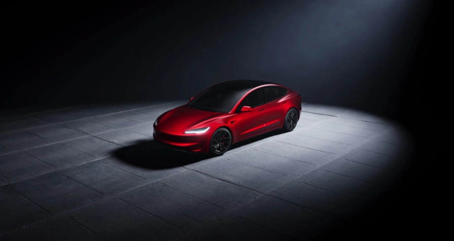 Tesla Model 3 Performance (Highland)