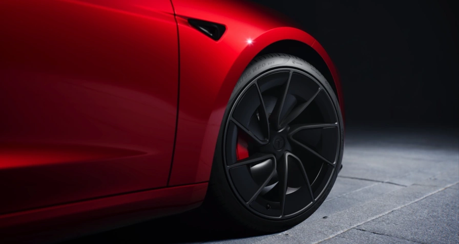 Tesla Model 3 Performance (Highland)