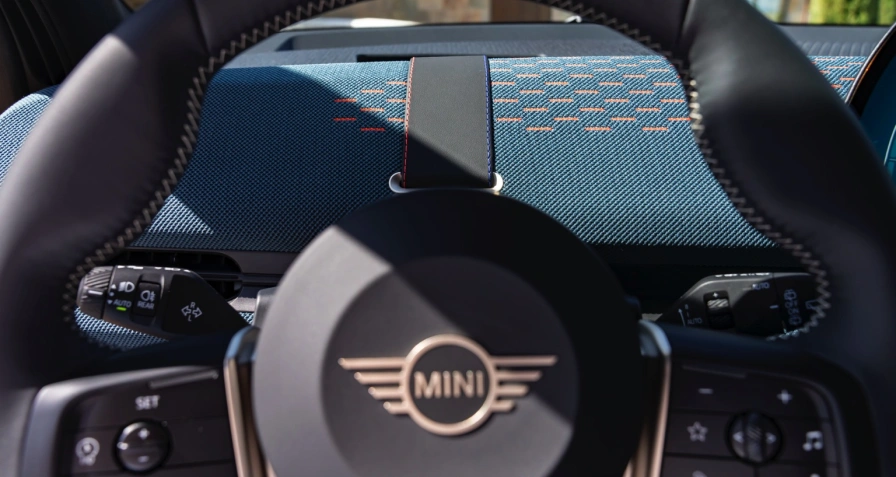 Mini Aceman E