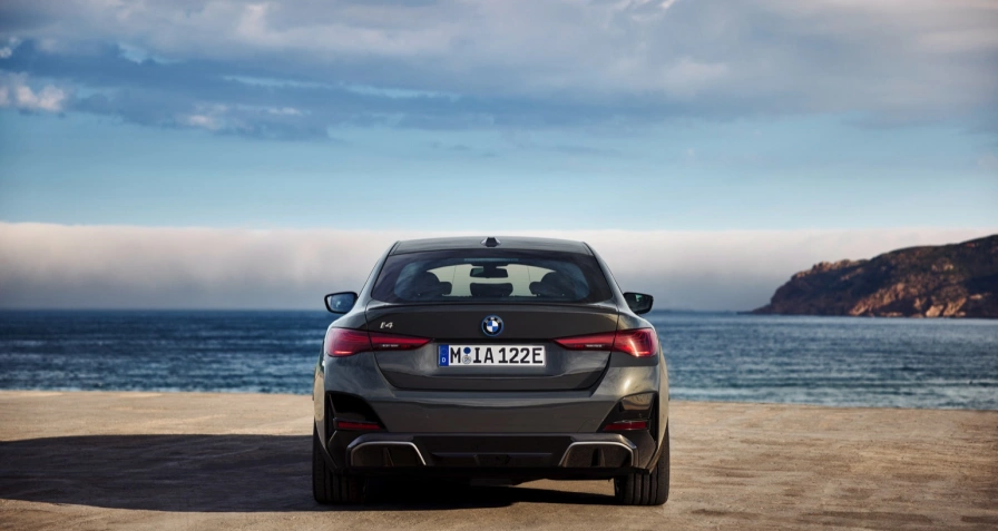 BMW i4 eDrive35
