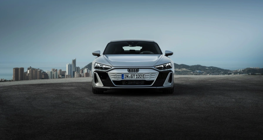 Audi e-tron GT S