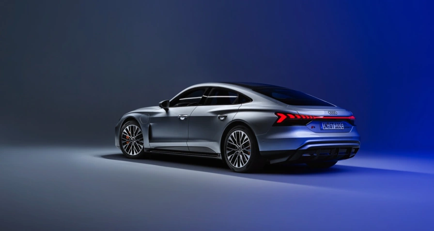Audi e-tron GT S
