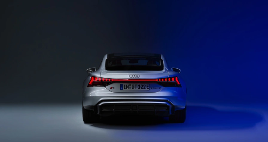 Audi e-tron GT S
