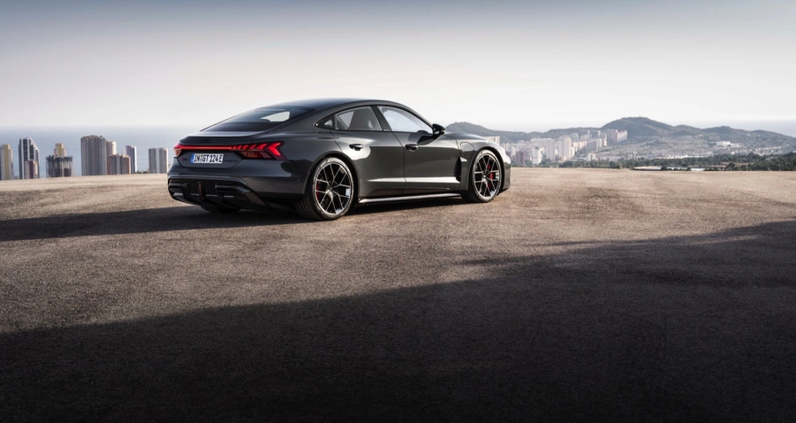 Audi e-tron GT RS