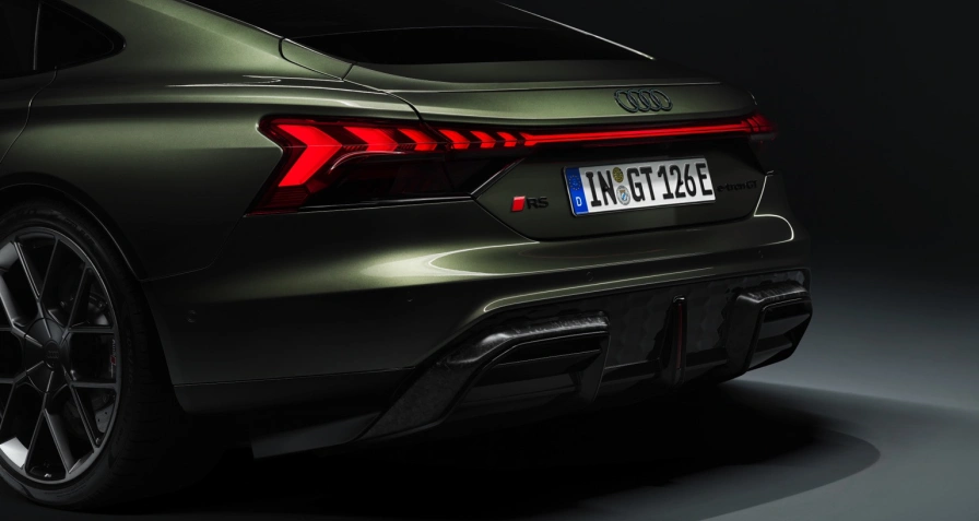 Audi e-tron GT RS performance