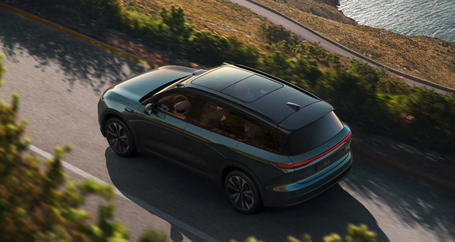 NIO EL8 Standard Range