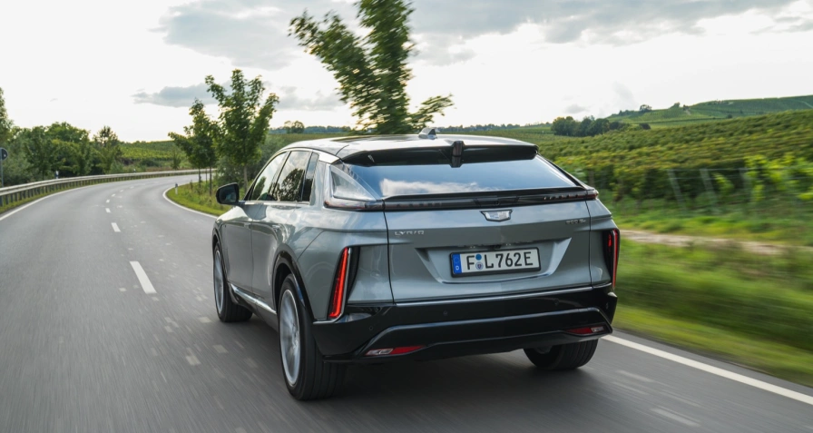 Cadillac Lyriq 600 E4