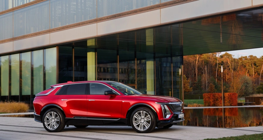 Cadillac Lyriq 600 E4