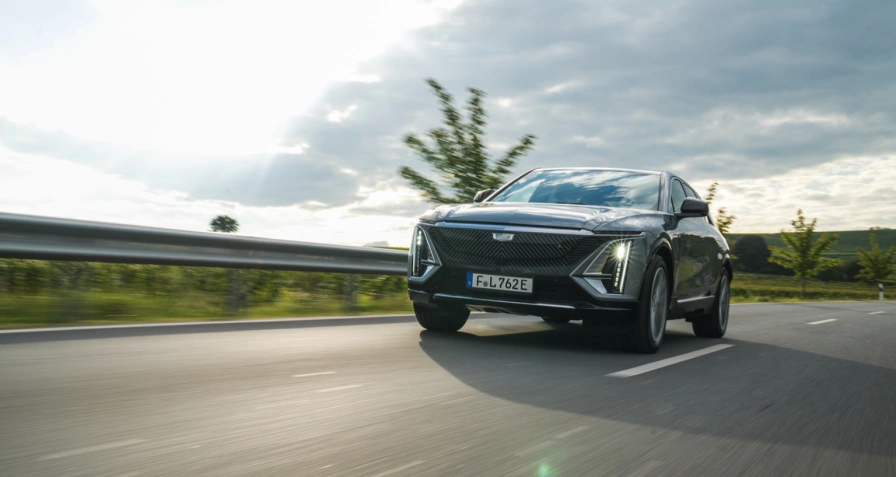 Cadillac Lyriq 600 E4