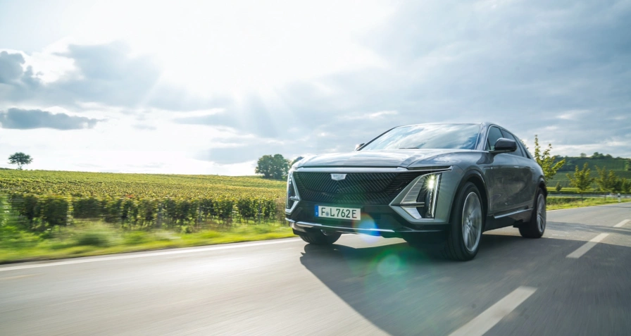 Cadillac Lyriq 600 E4