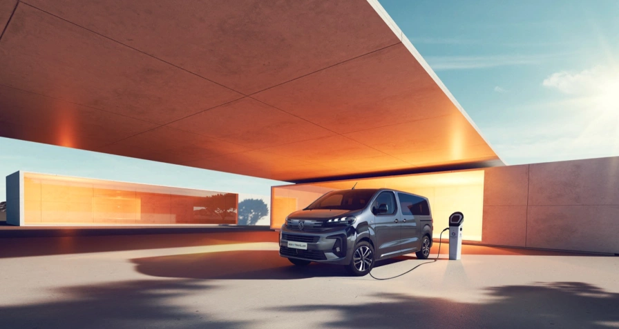 Peugeot e-Traveller L2 50 kWh