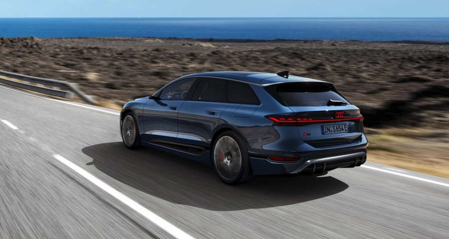 Audi S6 Avant e-tron