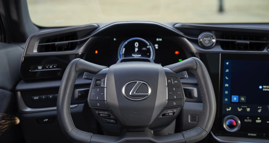 Lexus RZ 300e