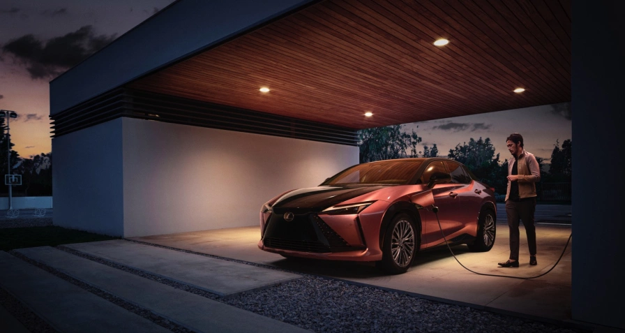 Lexus RZ 300e
