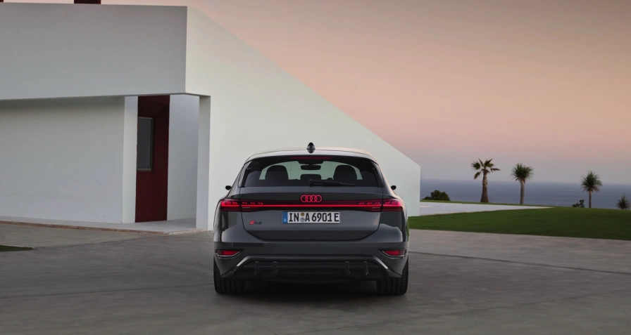 Audi A6 Avant e-tron quattro