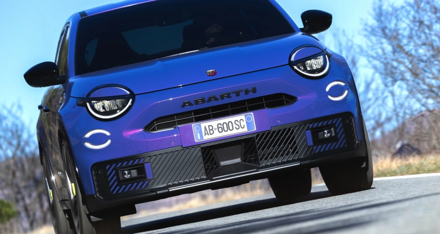 Abarth 600e Scorpionissima