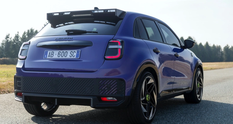 Abarth 600e Scorpionissima