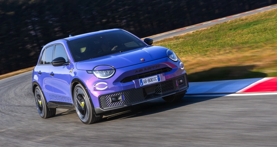 Abarth 600e Scorpionissima