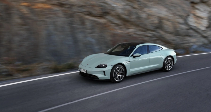 Porsche Taycan 4 Plus