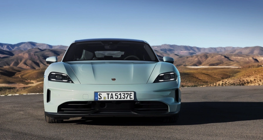 Porsche Taycan 4 Plus
