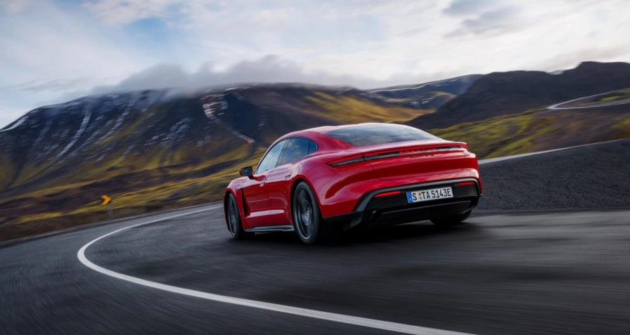 Porsche Taycan GTS