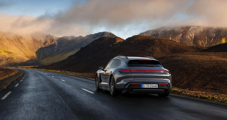 Porsche Taycan GTS Sport Turismo