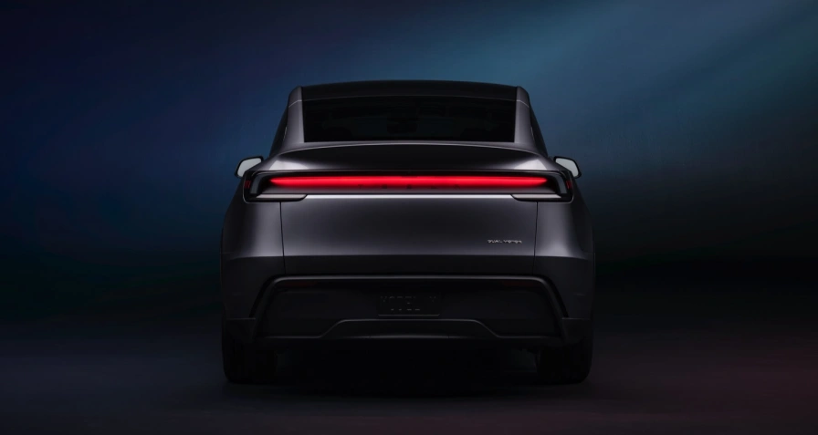 Tesla Model Y Long Range AWD (Juniper)