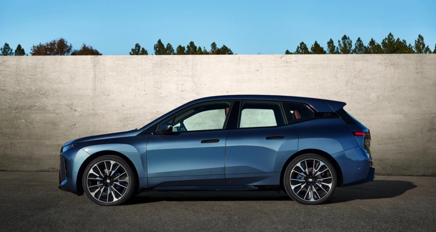 BMW iX xDrive45
