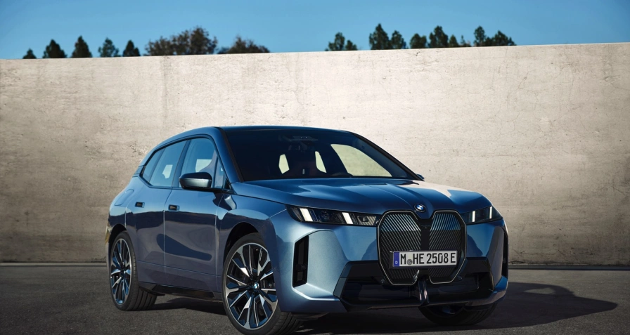BMW iX xDrive45