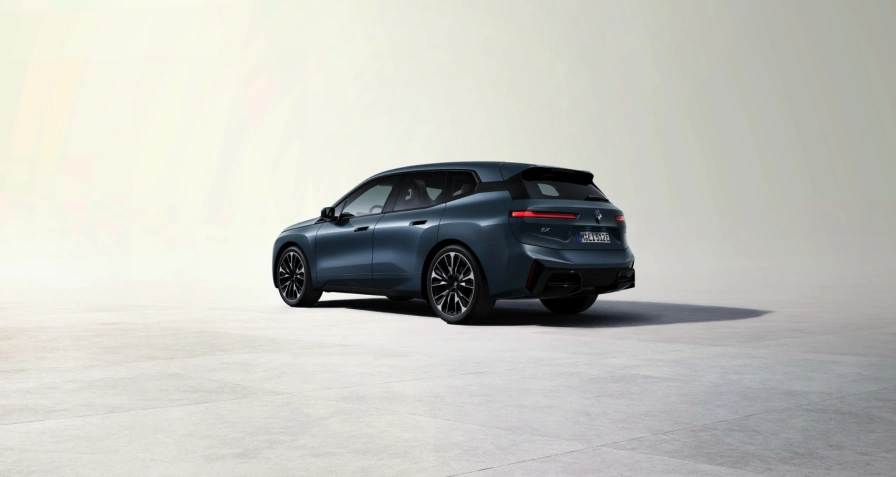 BMW iX xDrive60