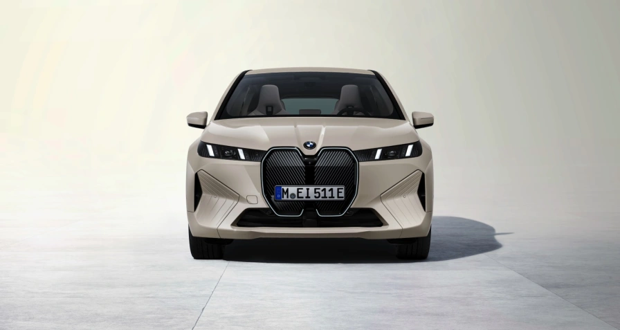 BMW iX xDrive60