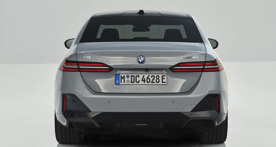 BMW i5 eDrive40 Sedan (MY25)