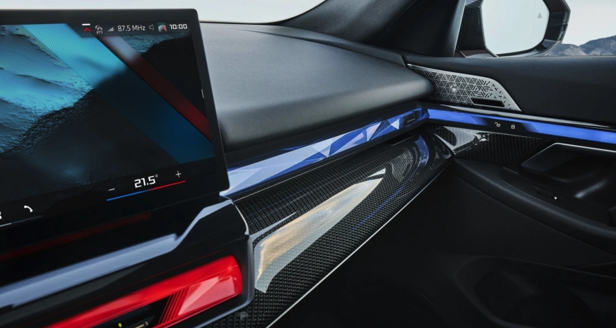 BMW i5 M60 xDrive Sedan (MY25)