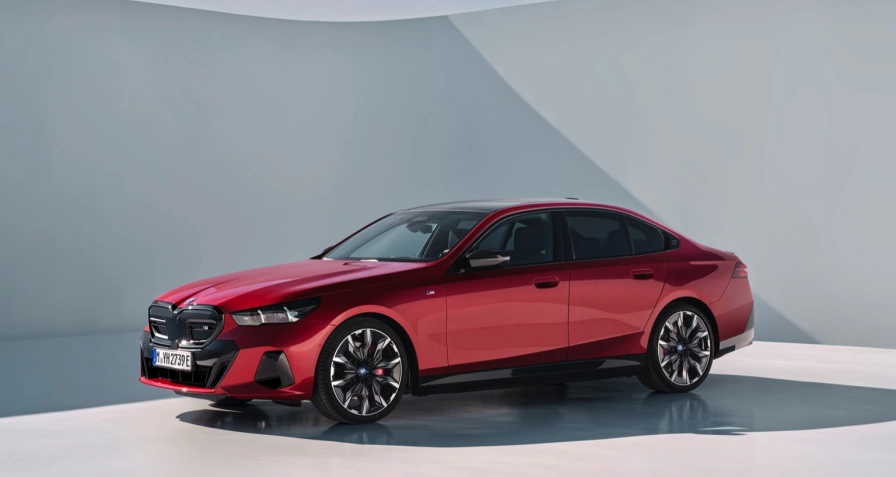 BMW i5 M60 xDrive Sedan (MY25)
