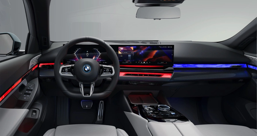 BMW i5 xDrive40 Touring (MY25)