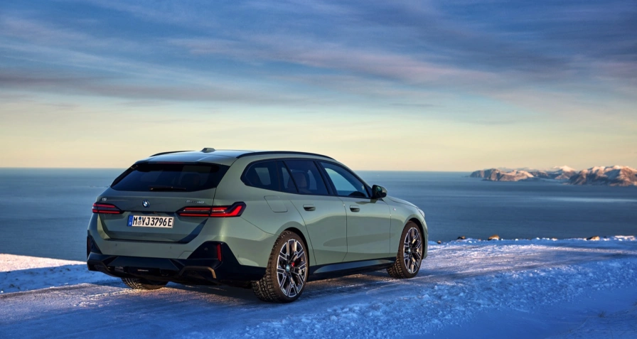 BMW i5 xDrive40 Touring (MY25)