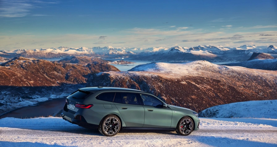 BMW i5 xDrive40 Touring (MY25)