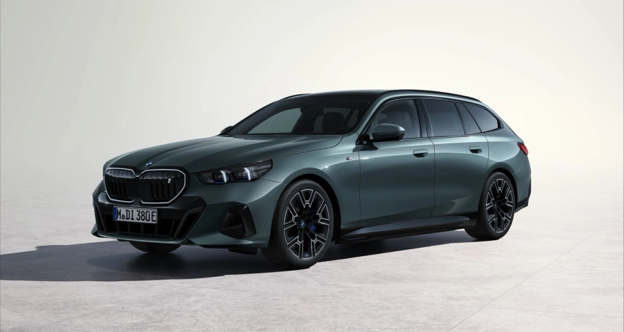 BMW i5 xDrive40 Touring (MY25)