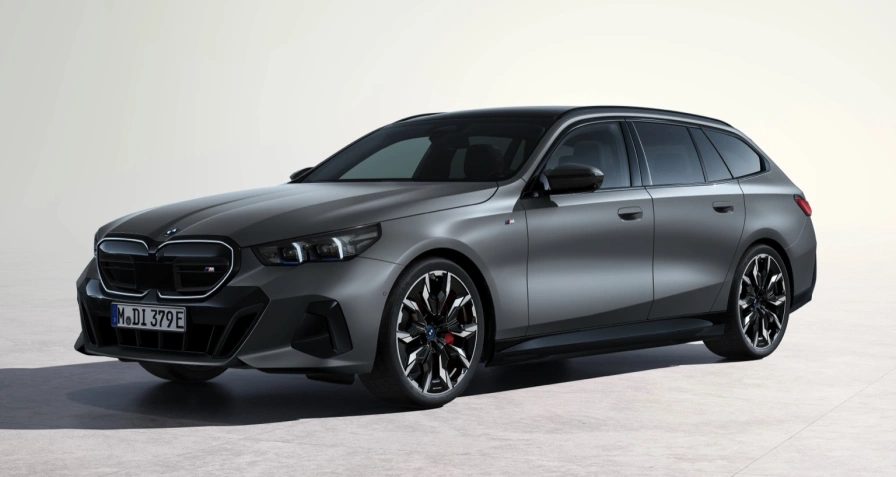BMW i5 M60 xDrive Touring (MY25)