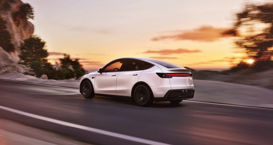 Tesla Model Y Long Range RWD (Juniper)