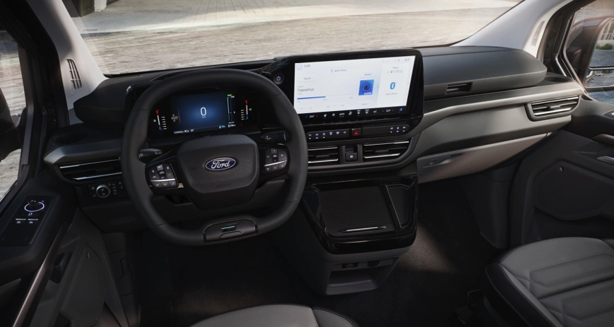 Ford e-Tourneo Custom L1 210 kW